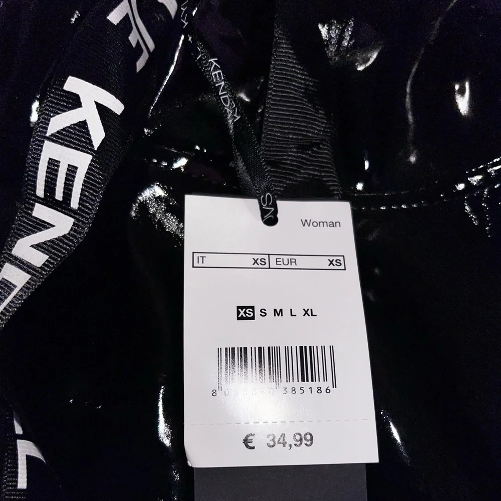 Kendall + Kylie Shiny Sweatshirt - Picture 3 of 12